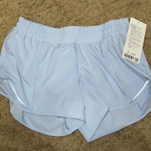 NWT Lululemon Hotty Hot short